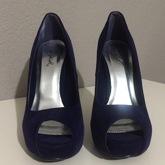 Qupid Velvet Peep Toe Heels Sz 8.5 - Picture 2 of 9